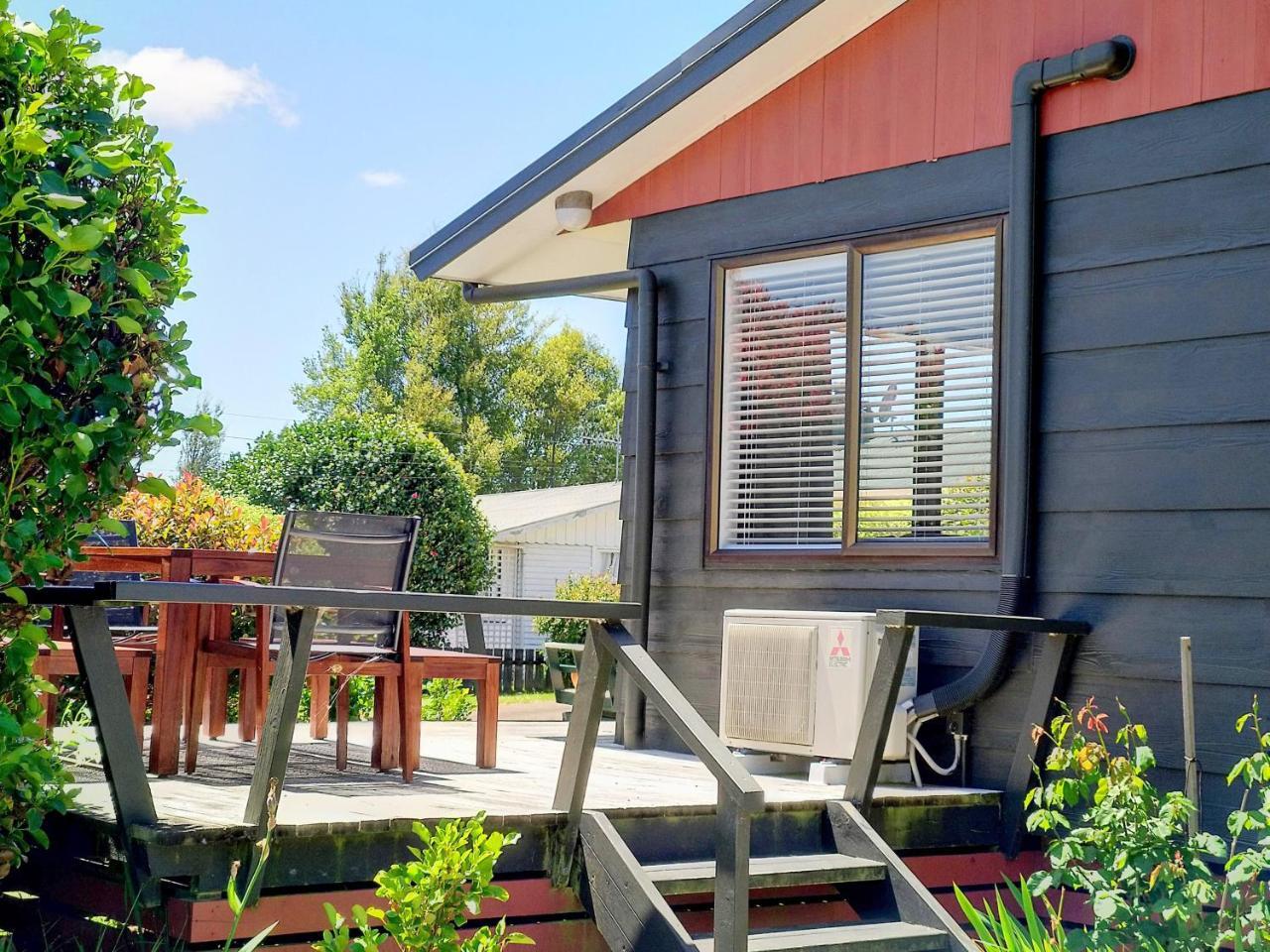 Bram'S Bach Villa Taupo Exterior photo