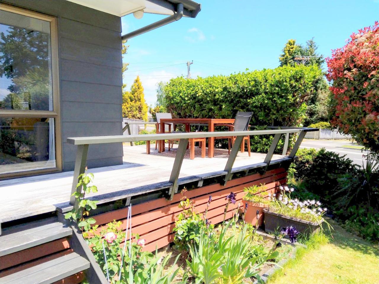 Bram'S Bach Villa Taupo Exterior photo