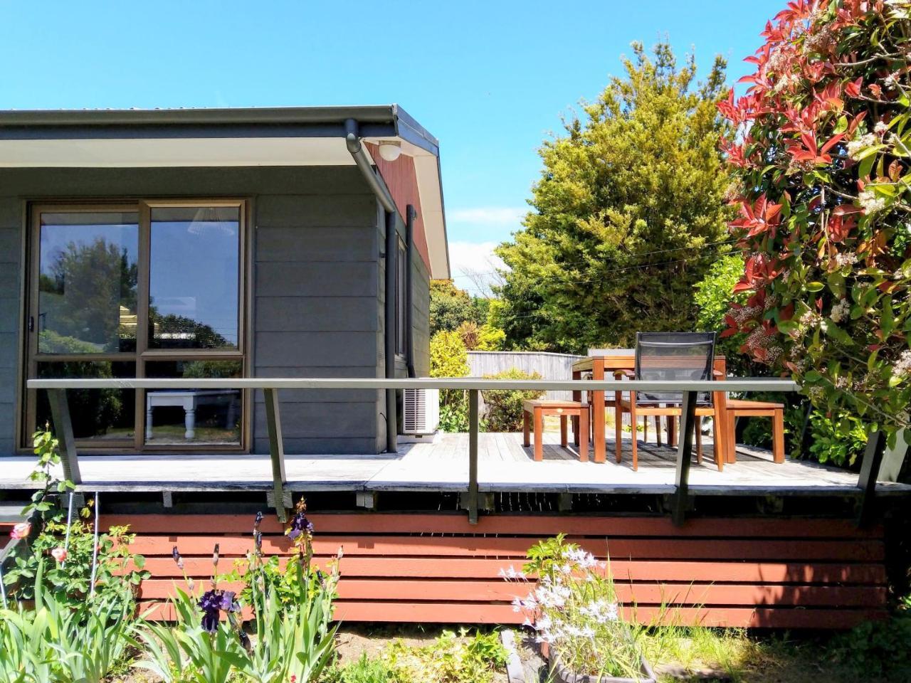 Bram'S Bach Villa Taupo Exterior photo